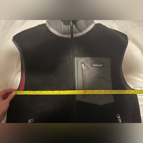 EUC Men's PATAGONIA RETRO-X FLEECE VEST black size Medium M - Picture 5 of 7